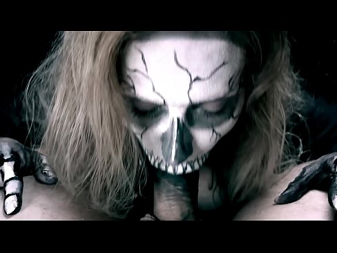 ❤️ Demon famke sûgje hoanne mei har swarte mûle en slikken cum. ❤ Harde porno by porno fy.basseyn-vsem.ru ❌